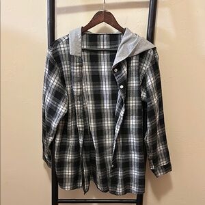 Men's Black and Gray Plaid Shirt